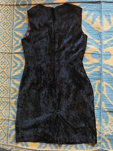 Sleeveless Black Velvet Mini Dress
