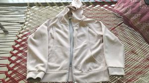 Soft Pink Zip Hoodie Sweatshirt – Cozy &amp; Stylish �