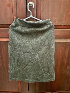 Gray Knit Skirt