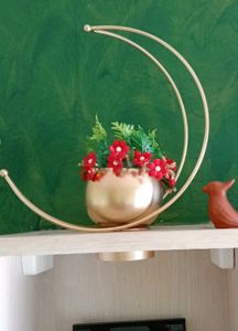 Brand New*** Flower 🌼 Pot Circular Design