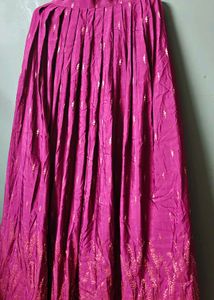 Beautiful Pink Skirt with Golden Print