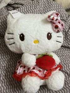 Cute Hello Kitty Plush Toy
