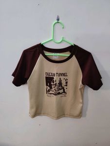 Dream Tunnel Graphic T-Shirt✨