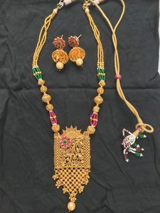 Beautiful Set With Jumkha Earrings