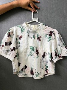Elegant Bloom Floral Puff Sleeve Top