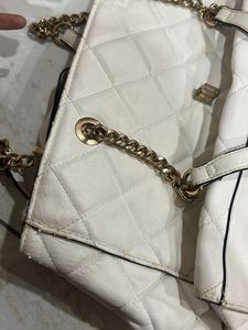 Quilted White Handbag with Gold Chain