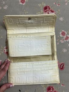 Guess Wallet