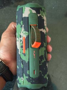 JBL Flip 7 Camo Portable Speaker