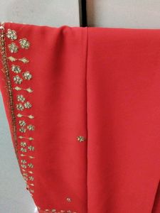 Red Side Work Saari
