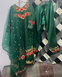 Emerald Green Embroidered Kurta Set