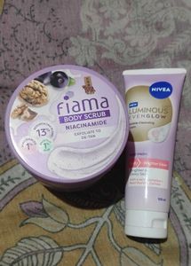 Niacinamide Body Scrub & Face Wash Set