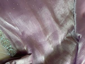 OFFER🎉Shimmering Lavender Saree with blouse