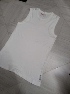 Levi vest