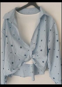 Chic Striped Star Twist Front Top