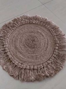 Round Jute Placemat with Tassels