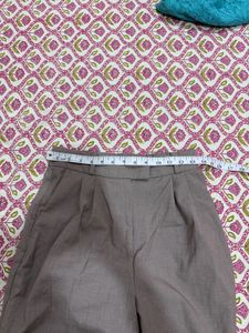 H&amp;M Cropped Ankle Trousers