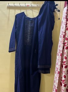 Kurta Set With A Freebie