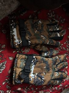 Camo Winter Gloves