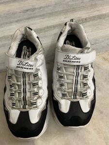 Skechers