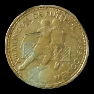 Collectible 1986 Portugal 100 Escudos Coin.