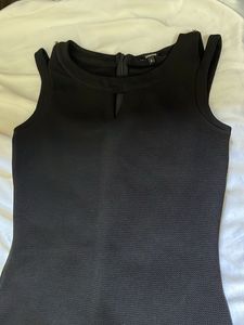 Chic Black Cut-Out Neckline Dress