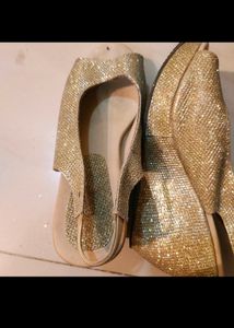 Party Wear Wages