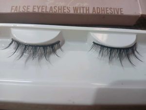 Insight Make-up Essentials &amp; False Eyelashes
