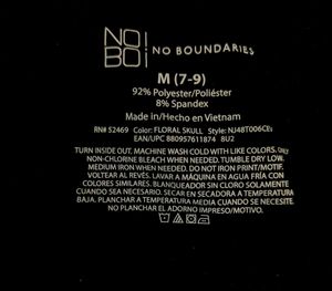 NO BOUNDARIES Skull &amp; Roses Graphic Tee