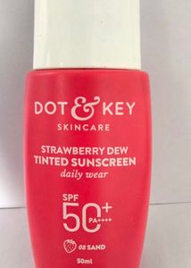 DOT &amp; KEY TINTED SUNSCREEN SPF 50 PA++++