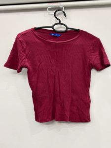 Maroon Ribbed Knit Cropped Top
