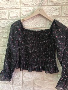 Black Floral Smocked Square Neck Top🎗️