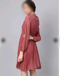 Chic Pleated Dress