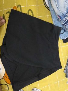 black mini skort