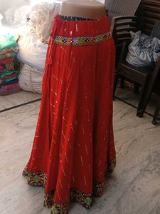 Lahinga  Four Meter Half Moon Round