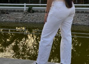 Stylish White Wide-Leg Pants