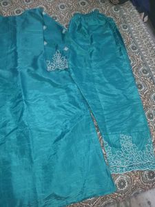 Teal Embroidered Kurti Set