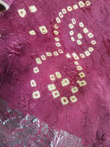Maroon And Orange Bandhani Saree