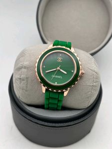 Louis Vuitton Women Master Copy Watch