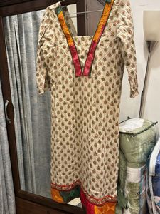 elegant Punjabi kurti with phulkari lace