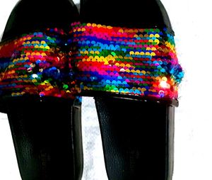 Frisbee Open Toe Slipper
