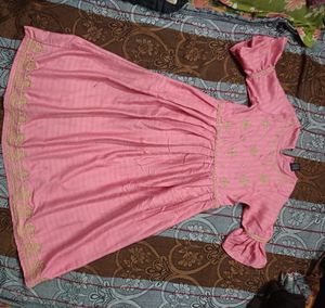 Beautiful Pink Embroidered Kurta