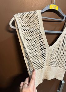 Cream Crochet V-Neck Sleeveless Top