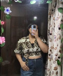 Stylish Printed Wrap Crop Top