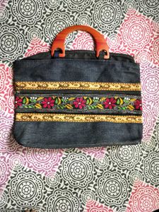 Boho Embroidered Denim Handbag✨