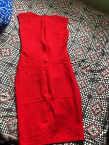 Elegant Red Sheath Dress with White Piping