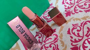 Too Faced Cocoa Bold Lipstick