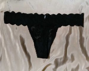 Elegant Black Lace Bra
