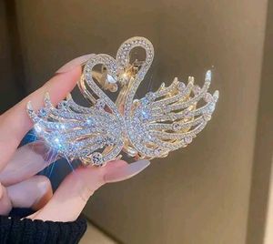 Elegant Swan Hair Claw Clip