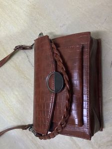 Chic Brown Croc Embossed Handbag