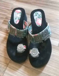 Women Comfort Heel Sandals | Size 5 | Rose Flower